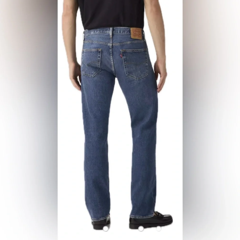 Levi’s‎ 501 Classic Button Fly Jeans. 34x32.